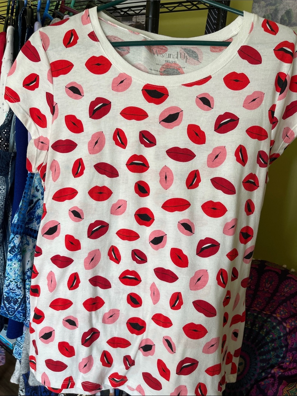 Wound Up White Tee with Red & Pink Lip Print